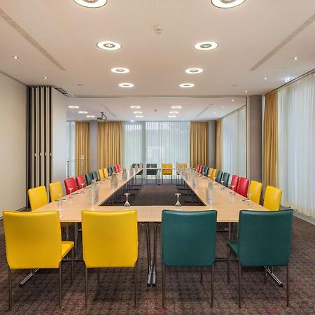 Hotel Doubletree By Hilton Frankfurt Niederrad Frankfurt nad Menem Zewnętrze zdjęcie