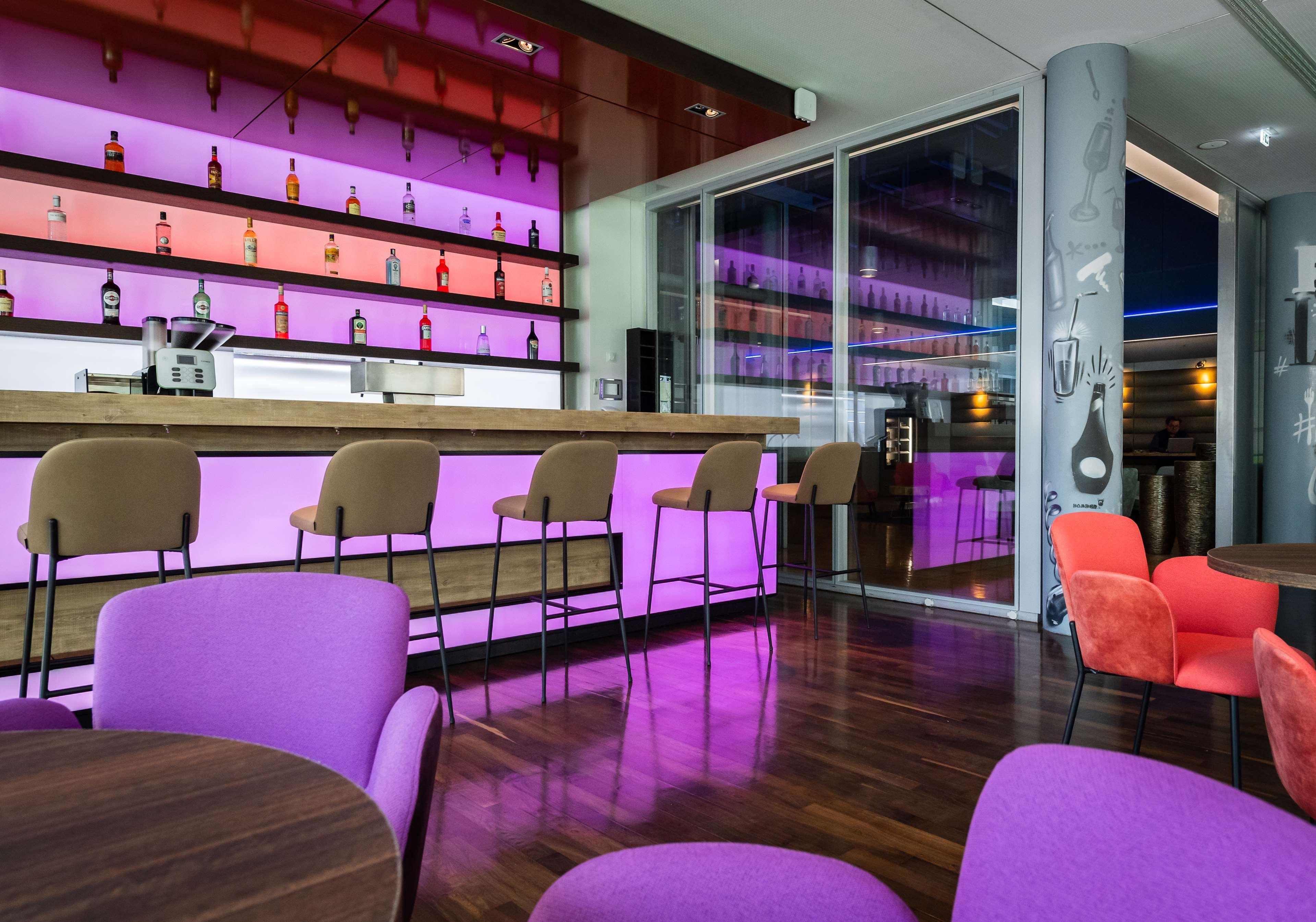 Hotel Doubletree By Hilton Frankfurt Niederrad Frankfurt nad Menem Zewnętrze zdjęcie