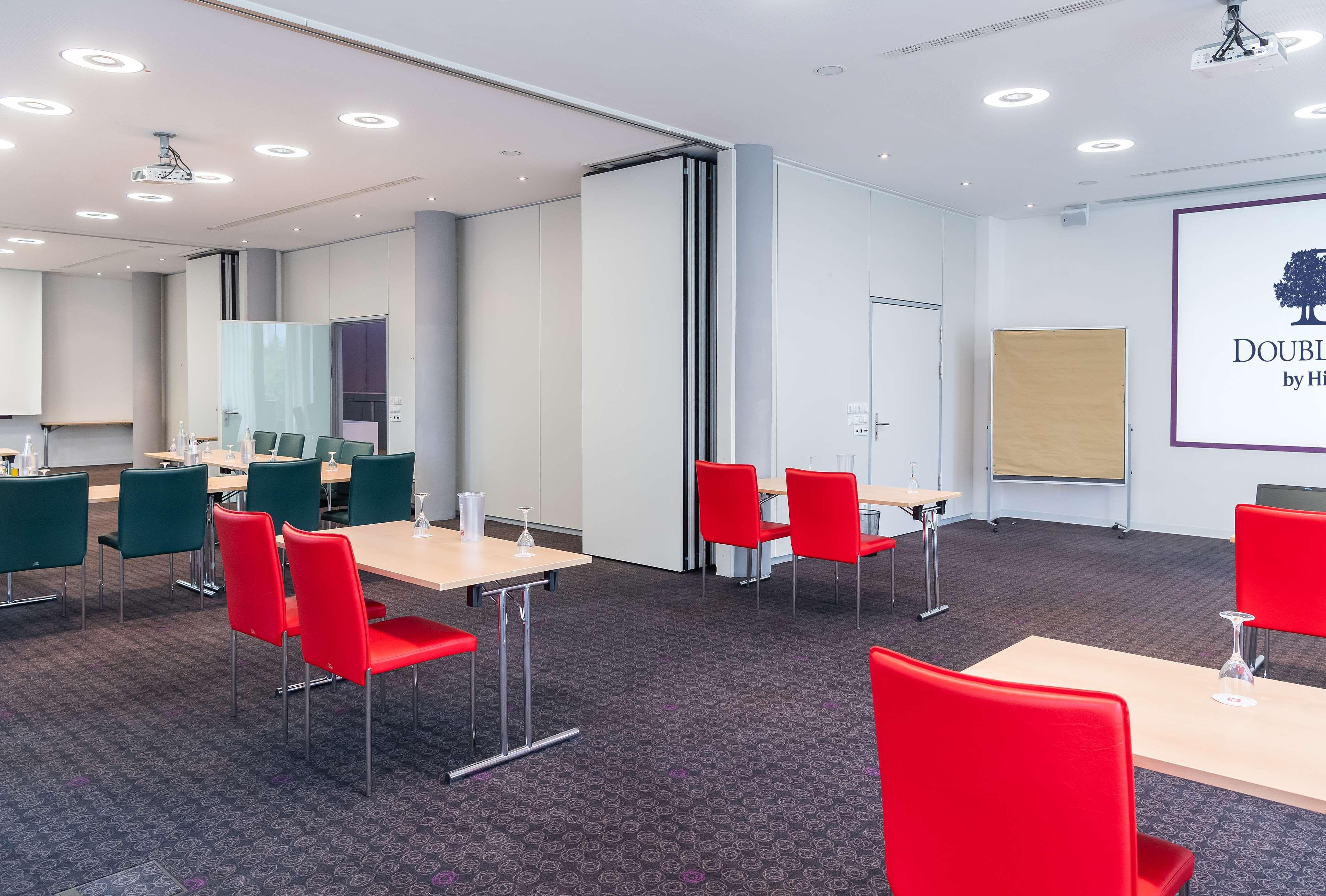 Hotel Doubletree By Hilton Frankfurt Niederrad Frankfurt nad Menem Zewnętrze zdjęcie