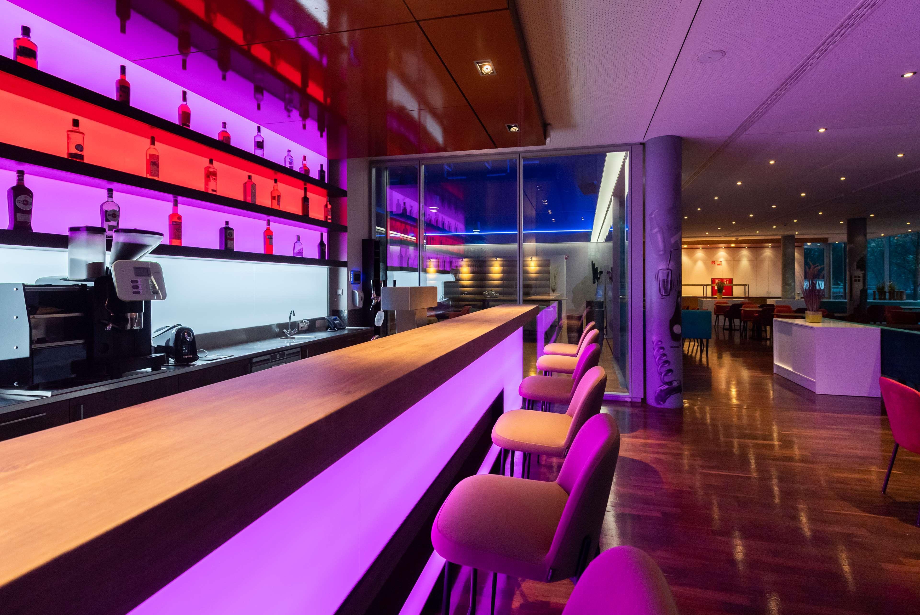 Hotel Doubletree By Hilton Frankfurt Niederrad Frankfurt nad Menem Zewnętrze zdjęcie