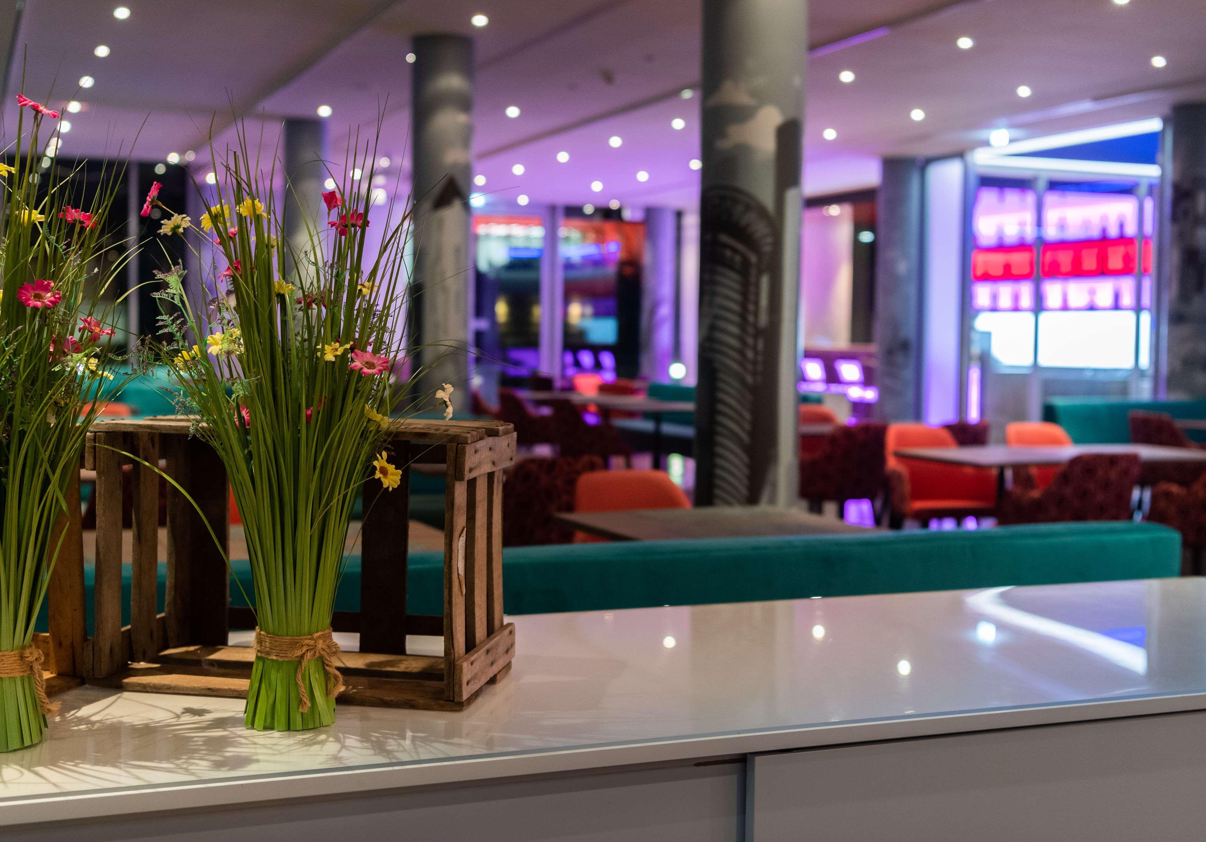 Hotel Doubletree By Hilton Frankfurt Niederrad Frankfurt nad Menem Zewnętrze zdjęcie