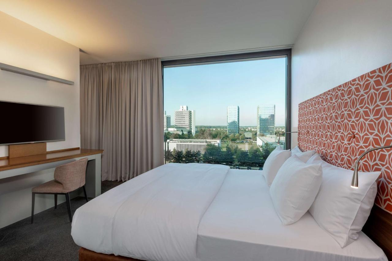 Hotel Doubletree By Hilton Frankfurt Niederrad Frankfurt nad Menem Zewnętrze zdjęcie