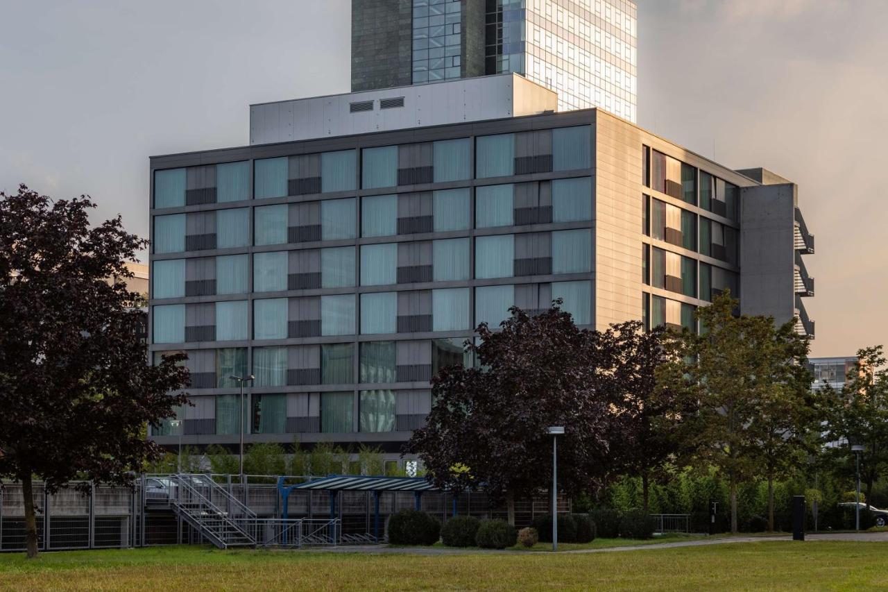 Hotel Doubletree By Hilton Frankfurt Niederrad Frankfurt nad Menem Zewnętrze zdjęcie