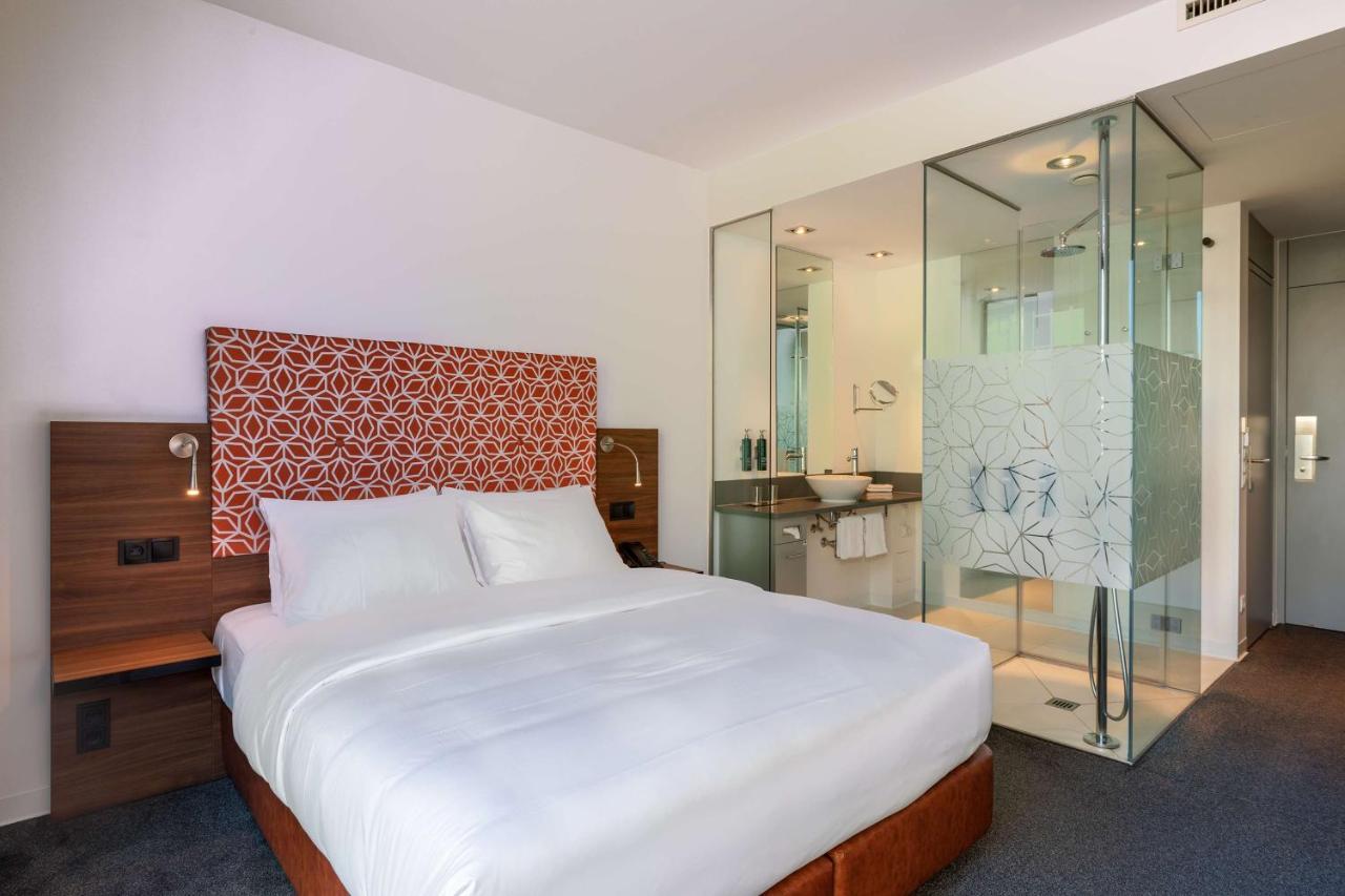 Hotel Doubletree By Hilton Frankfurt Niederrad Frankfurt nad Menem Zewnętrze zdjęcie