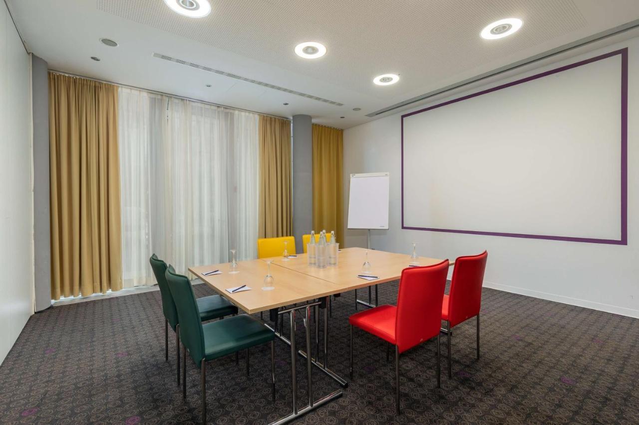 Hotel Doubletree By Hilton Frankfurt Niederrad Frankfurt nad Menem Zewnętrze zdjęcie