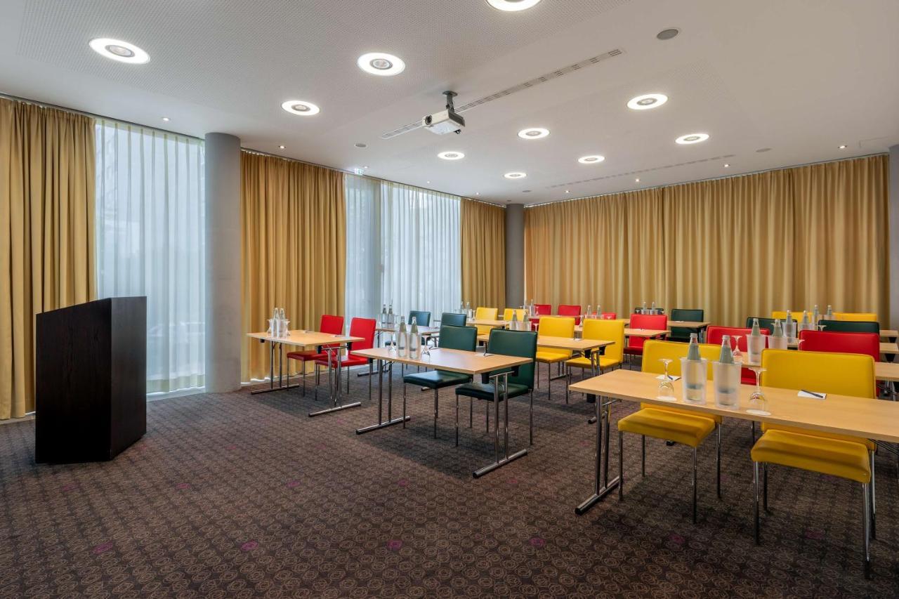 Hotel Doubletree By Hilton Frankfurt Niederrad Frankfurt nad Menem Zewnętrze zdjęcie