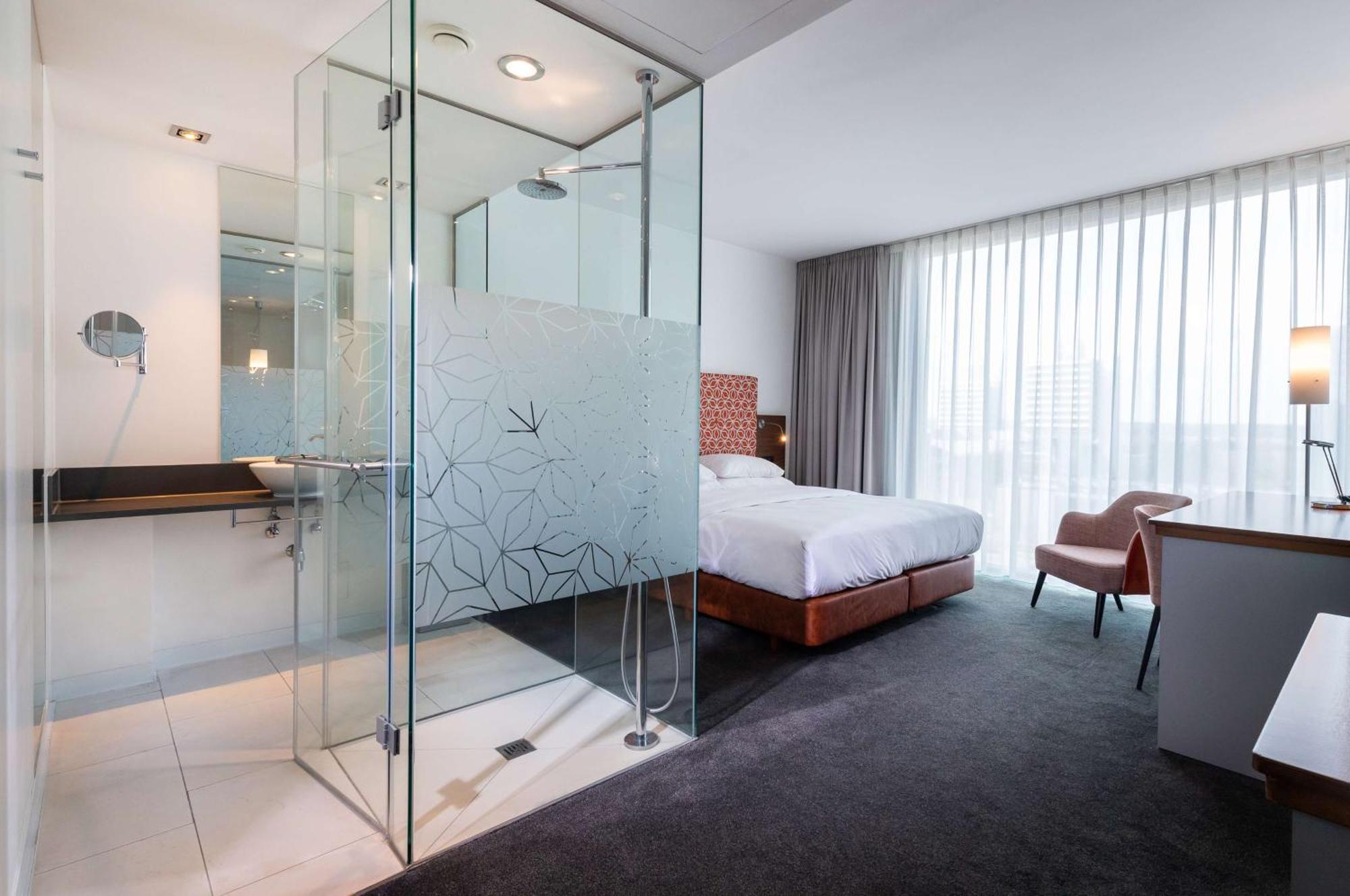 Hotel Doubletree By Hilton Frankfurt Niederrad Frankfurt nad Menem Zewnętrze zdjęcie