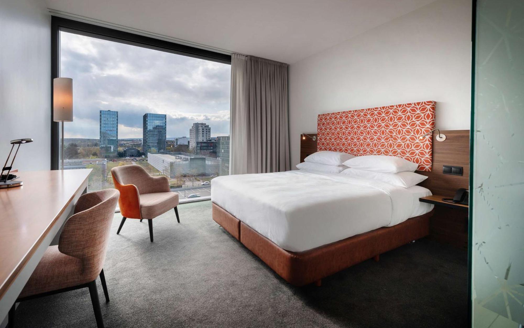 Hotel Doubletree By Hilton Frankfurt Niederrad Frankfurt nad Menem Zewnętrze zdjęcie