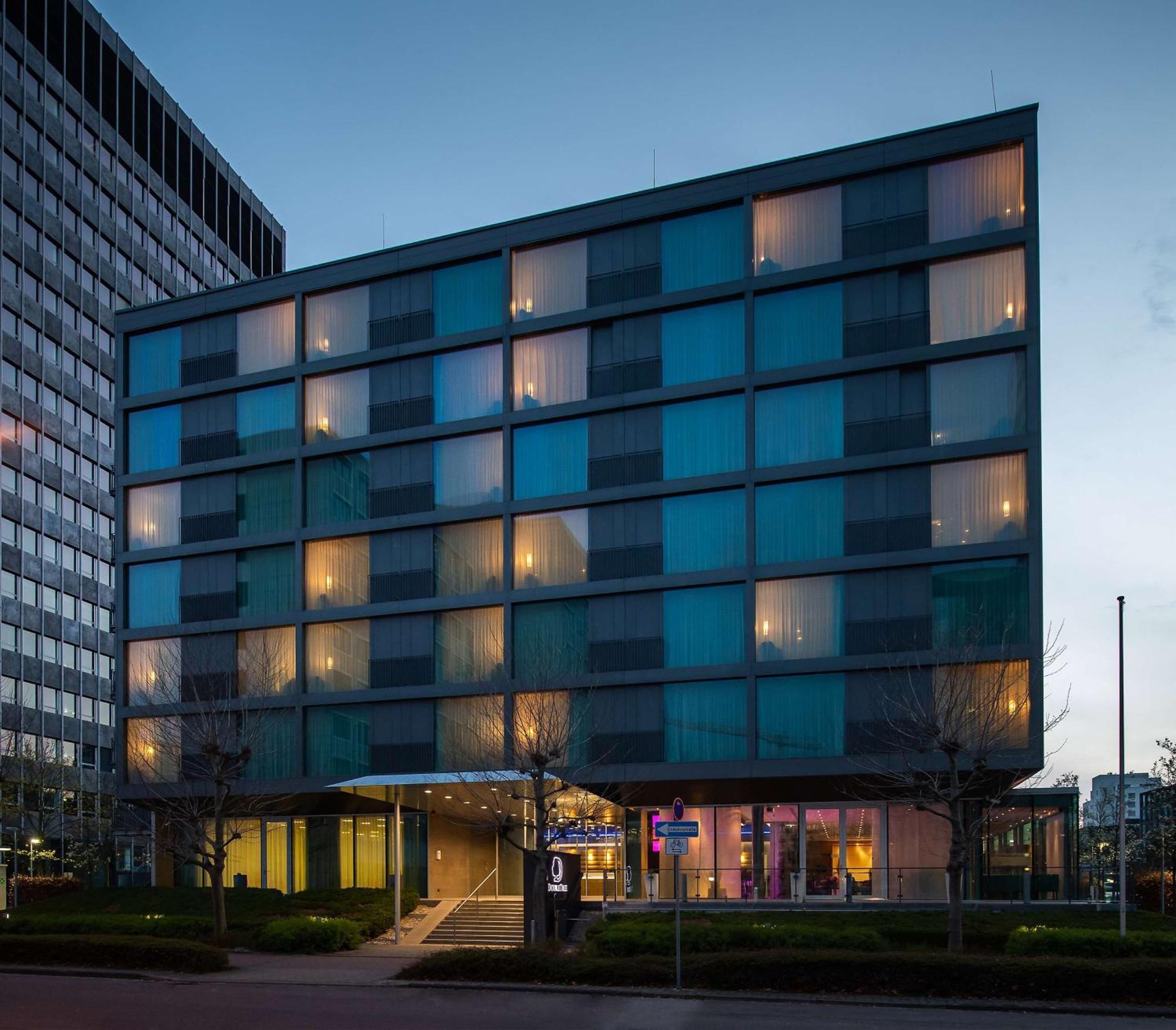 Hotel Doubletree By Hilton Frankfurt Niederrad Frankfurt nad Menem Zewnętrze zdjęcie